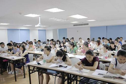 2018年对于贵阳职业技术学校如何选择。