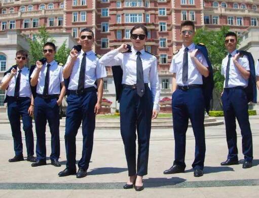 四川西南航空职业学院招生对象是什么?
