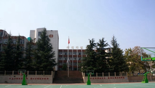 贵阳三十一中西校区教学楼