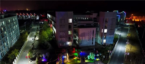 金沙县中等职业学校夜景
