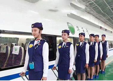 成都高铁学校读书吃饭方便吗