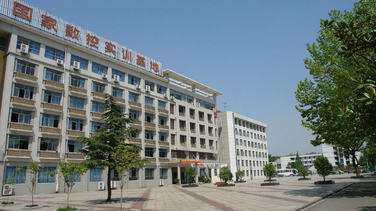 武汉市第二轻工业学校环境图片