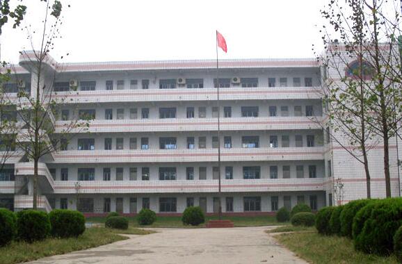 阜阳工商贸易学校2020