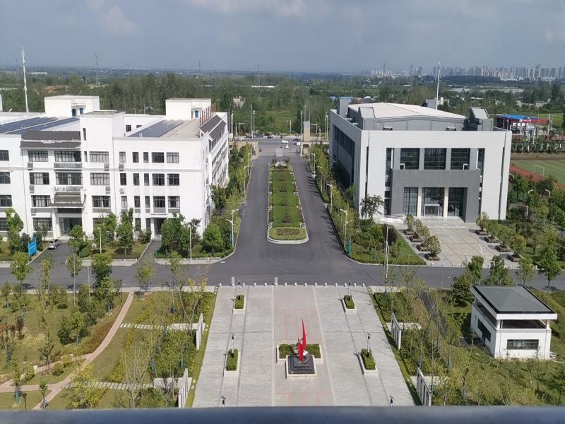 合肥市经贸旅游学校环境图