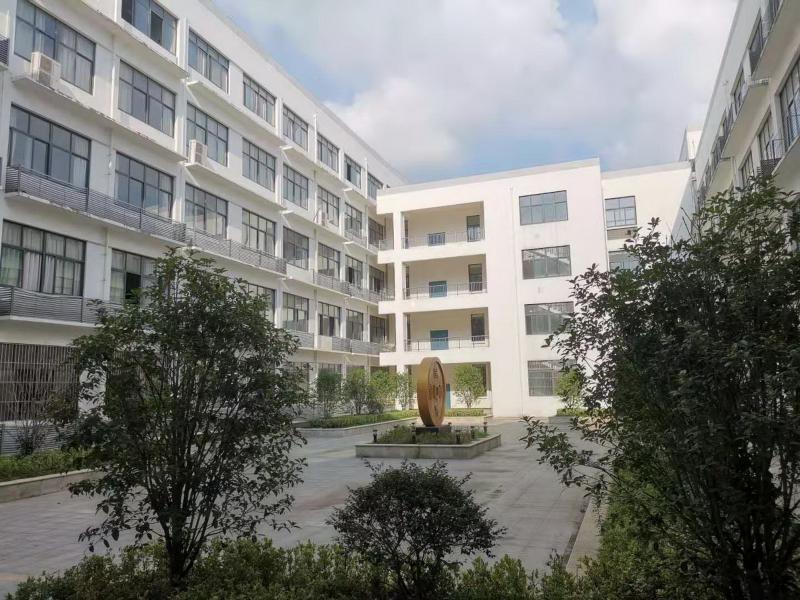 合肥市经贸旅游学校环境图