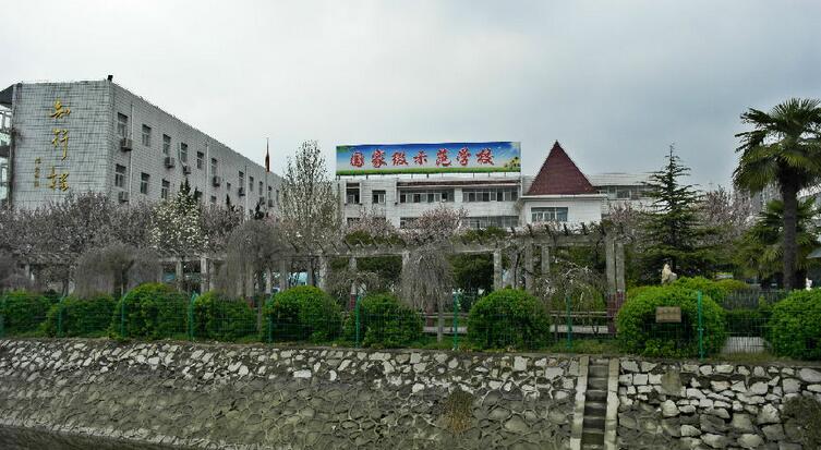阜阳工业经济学校招生对象、招生要求