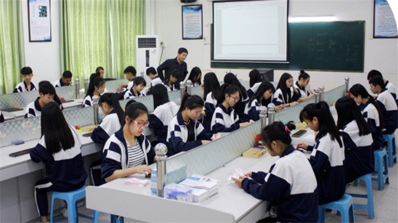 梅州市梅铁技术学校
