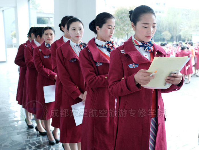 四川航空学院空乘专业培训学校www.028hk.net