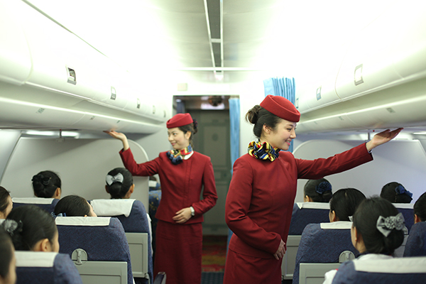成都航空学校有哪些收费怎么样
