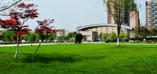 成都七中实验学校校园景色