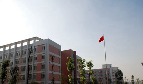成都树德中学光华校区升旗台