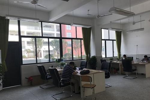 北二外成都附中教师办公室