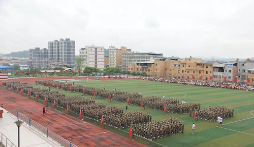 三台县芦溪中学新生军训1