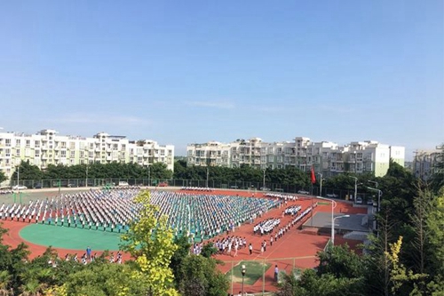 四川师范大学附属第一实验中学课间操俯拍（龙泉校区）