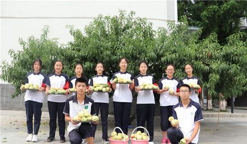 四川师范大学附属第一实验中学收货满满（龙泉校区）