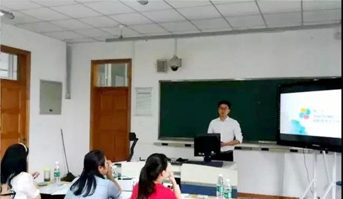 成都西川中学课堂掠影2
