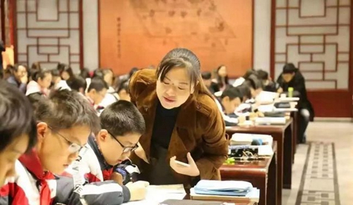 成都西川中学亲切讲解