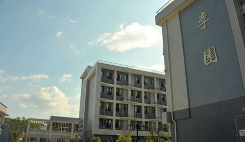 四川省盐亭中学学生公寓