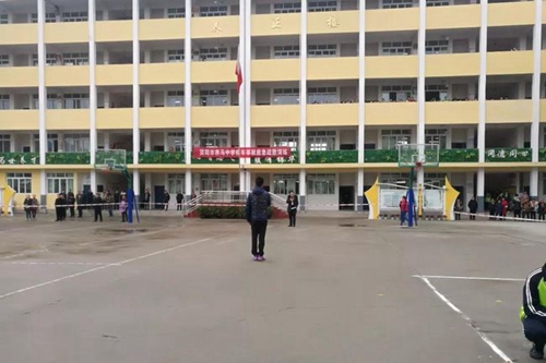 简阳市养马中学应急疏散演练