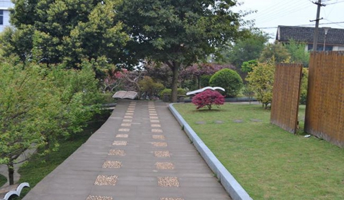 简阳市贾家中学校园小路