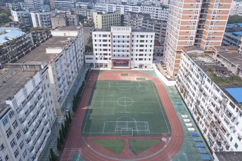 简阳市阳安中学校园俯拍