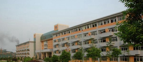 大英中学教学楼