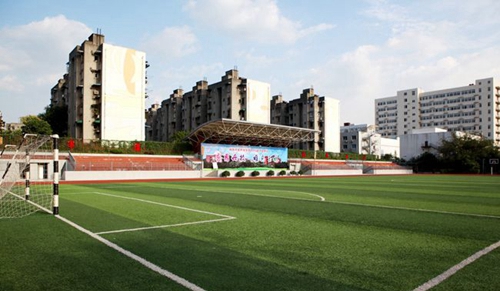 四川省成都市玉林中学足球场