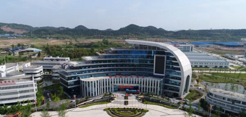 遂宁绿然国际学校学校大门