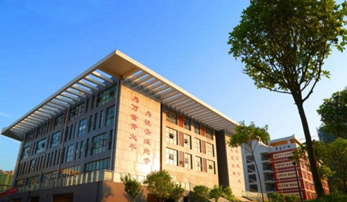 遂宁绿然国际学校校园风光