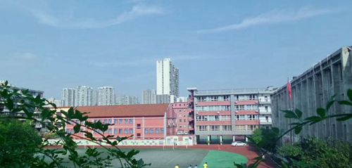 成都市通锦中学校运动场