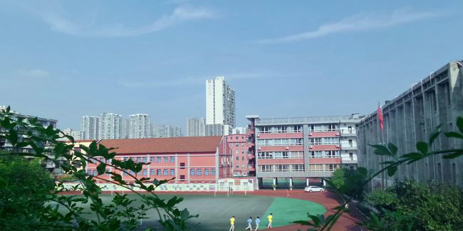 成都市通锦中学校运动场