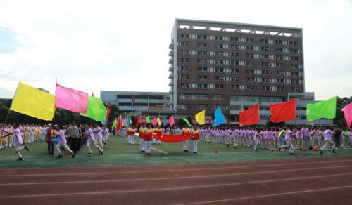 成都高新实验中学开幕式现场