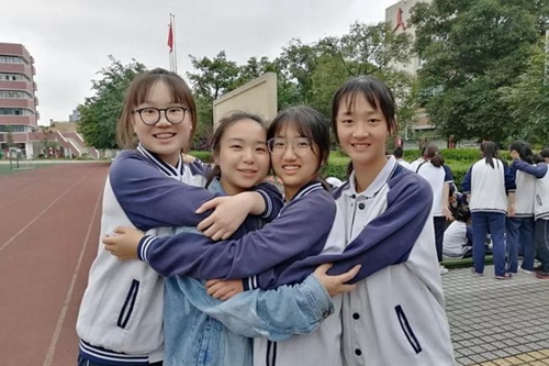 成都七中初中（锦城校区）恰同学少年