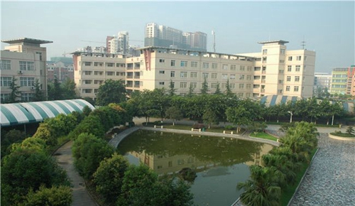 成都温江二中校园环境