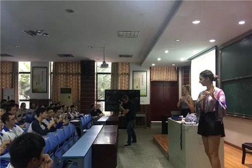 四川大学附属中学(成都12中)国际交流2