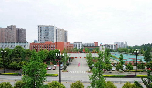 成都市新都香城中学校门