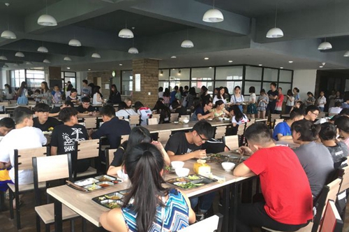 成都红土地画室学生食堂