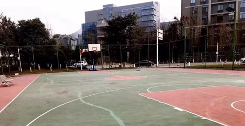 成都白果美术学校操场