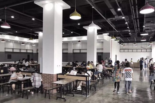 成都白果美术学校食堂