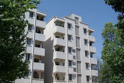 四川省金堂实验中学学生公寓