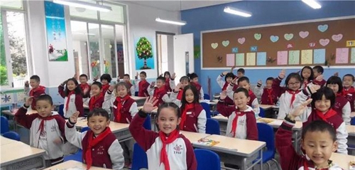 北大附中成都为明学校小学课堂