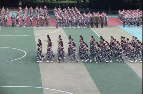 金堂县竹篙中学校军训汇演