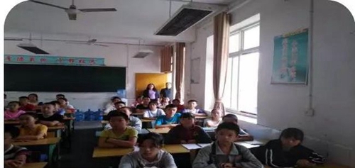 金堂县竹篙中学校课堂掠影