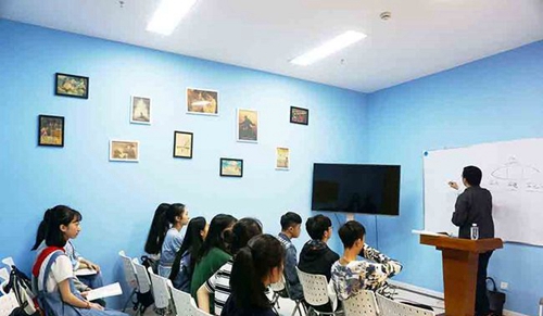 成都远航画室教室
