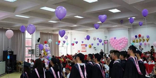 成都树德中学国际部(光华校区)毕业典礼2