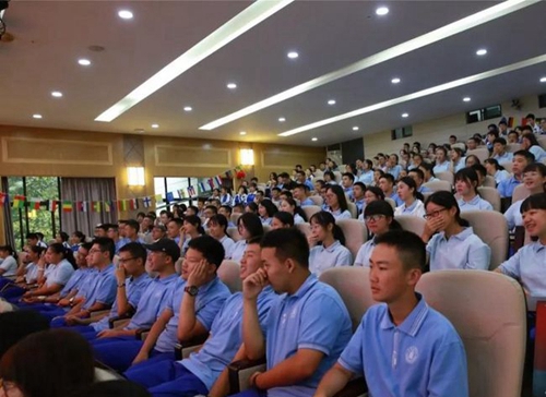 成都石室中学(剑桥国际高中)开学典礼3