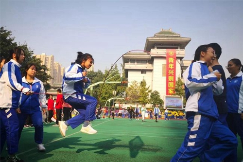 成都石室中学(剑桥国际高中)跳绳比赛