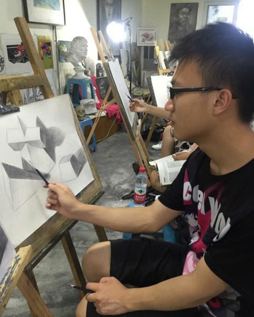 成都柒玖捌(798)画室学生课堂1