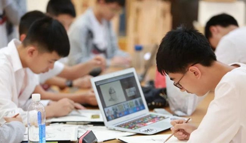 成都美联国际高中自主学习