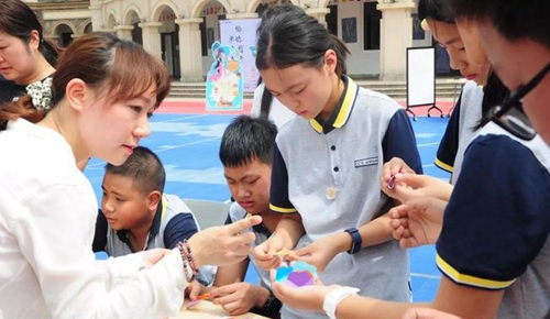 成都协同国际学校中秋游园会2